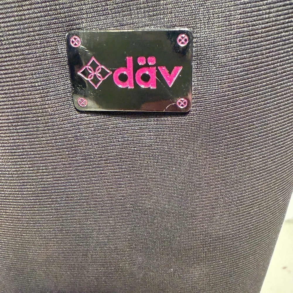 dav Women's Black Rain Boots with Pink Stripe on back size 6 height 10” scratch